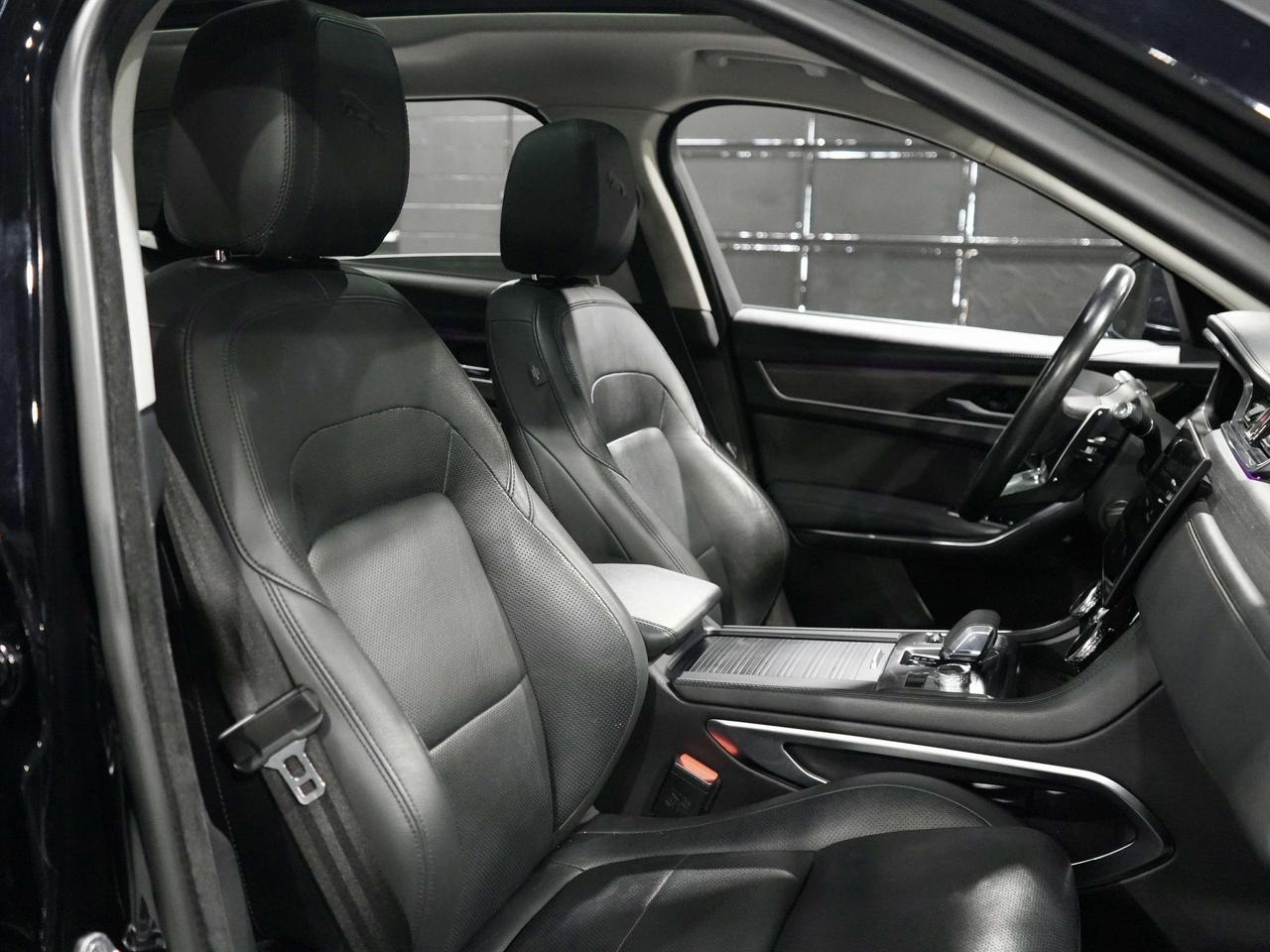 2021 Jaguar F-PACE P250 S Auto|PANO|360 CAM|MERIDIAN|DRIVE ASSIST Photo