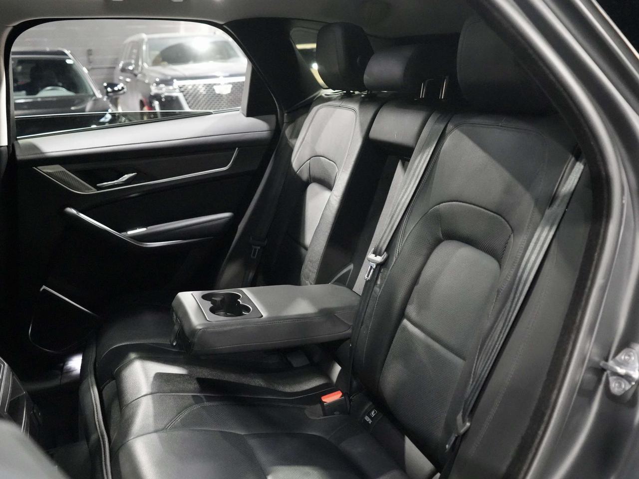 2021 Jaguar F-PACE P250 S Auto|PANO|360 CAM|MERIDIAN|DRIVE ASSIST Photo