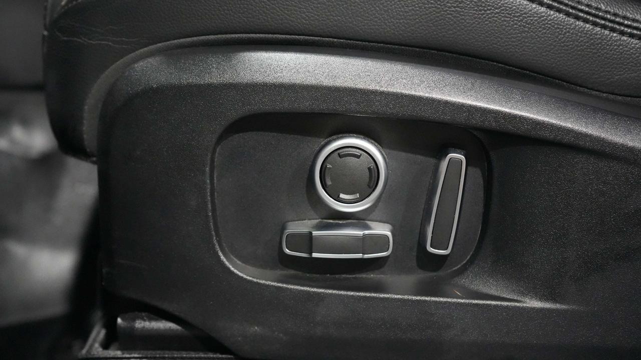 2021 Jaguar F-PACE P250 S Auto|PANO|360 CAM|MERIDIAN|DRIVE ASSIST Photo