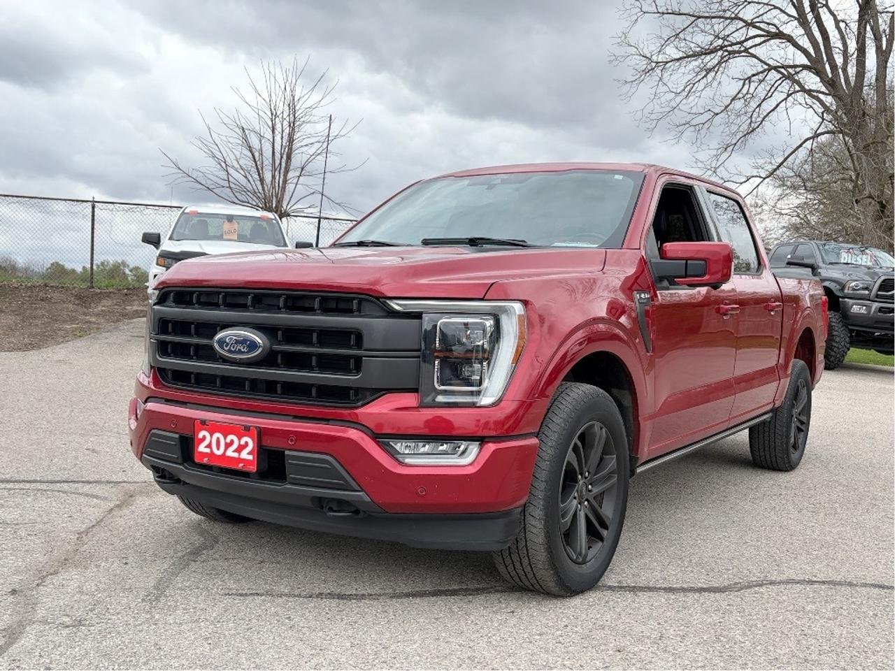 2022 Ford F-150 LARIAT, SUNROOF, POWER RUNNING BOARDS & TAILGATE! Photo