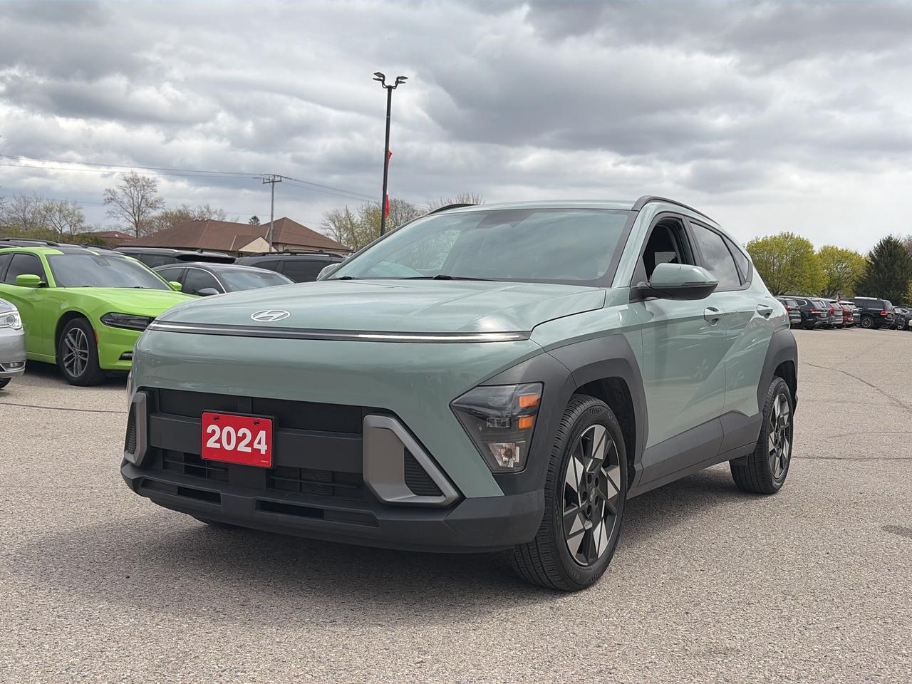 2024 Hyundai KONA PREFERRED, REMOTE START, CLEAN CARFAX, BACKUP CAM! Photo