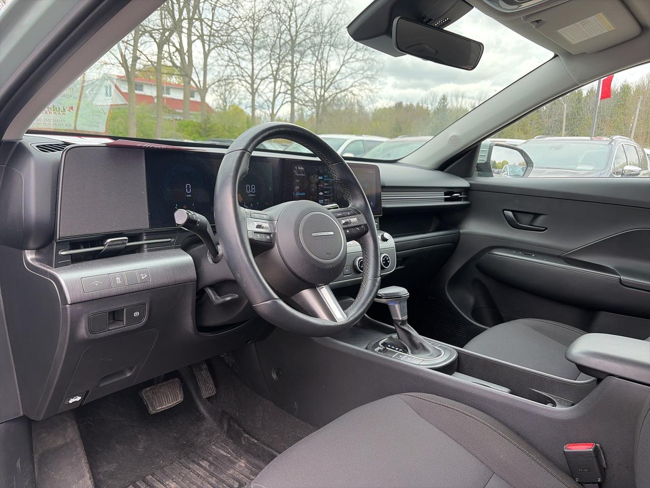2024 Hyundai KONA PREFERRED, REMOTE START, CLEAN CARFAX, BACKUP CAM! - Photo #12