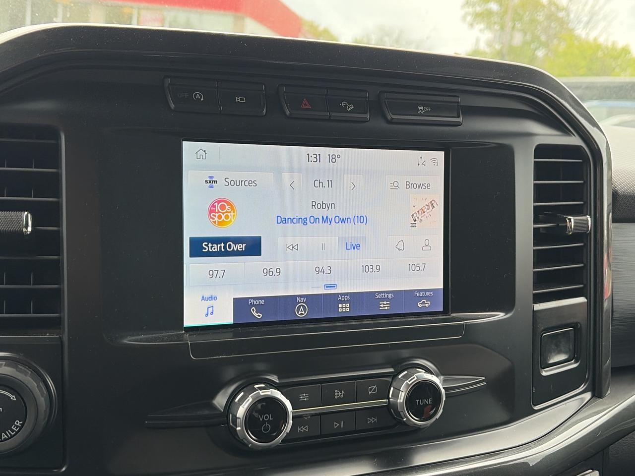 2021 Ford F-150 XLT SPORT, CLEAN CARFAX, DIESEL, BACK UP CAMERA! - Photo #19