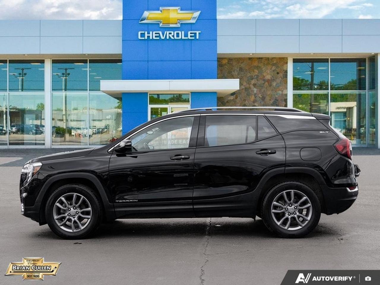 2022 GMC Terrain SLT AWD SLT Photo2