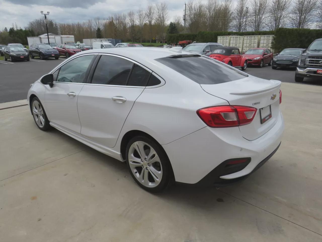 2018 Chevrolet Cruze Premier | Clean Title No Accidents | Remote Start |  Leather | Sunroof | Bose Sound | Heated Seats | Touchscreen | Photo2