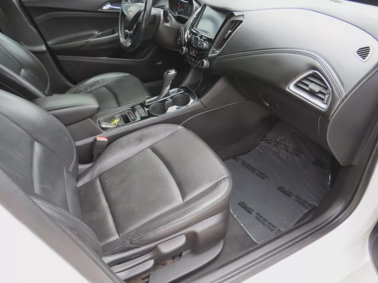 2018 Chevrolet Cruze Premier | Clean Title No Accidents | Remote Start |  Leather | Sunroof | Bose Sound | Heated Seats | Touchscreen | Photo