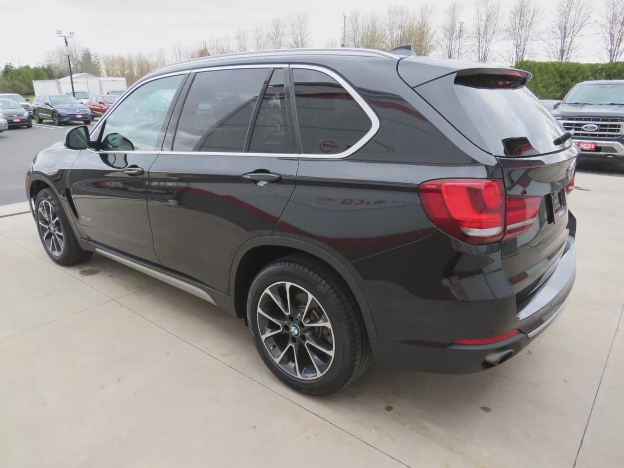 2016 BMW X5 xDrive35i | Low KM!! | AWD | Tints | Leather | Sunroof | Navigation | Heads Up Display | Heated Seats | Photo