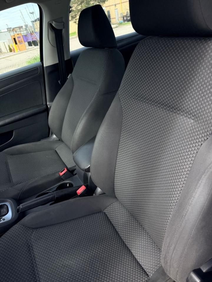 2013 Volkswagen Jetta Sedan 4dr 2.5L  Sportline Photo