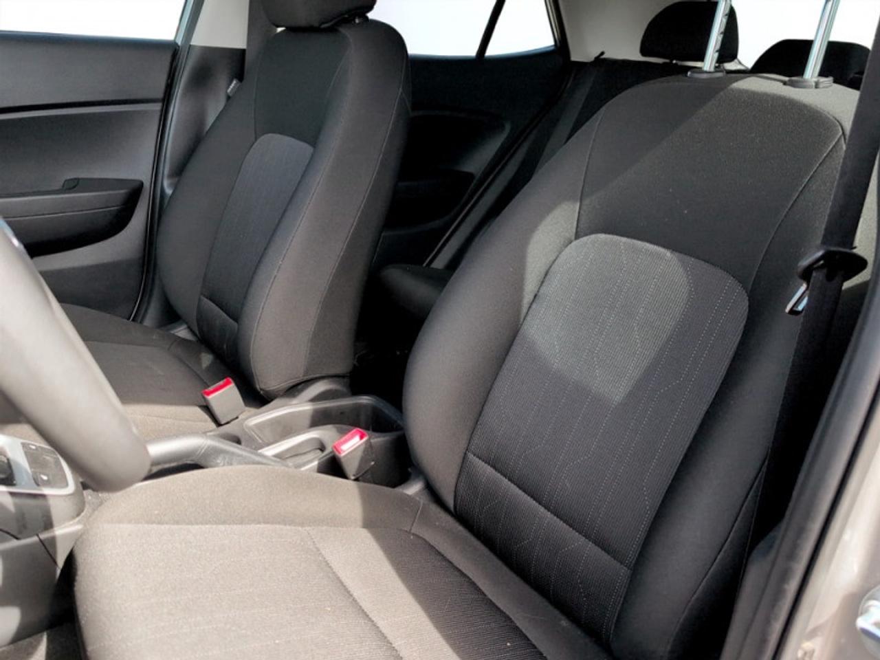 2023 Hyundai Venue Essential  *CLEAN CARFAX - LOW KMS* Photo