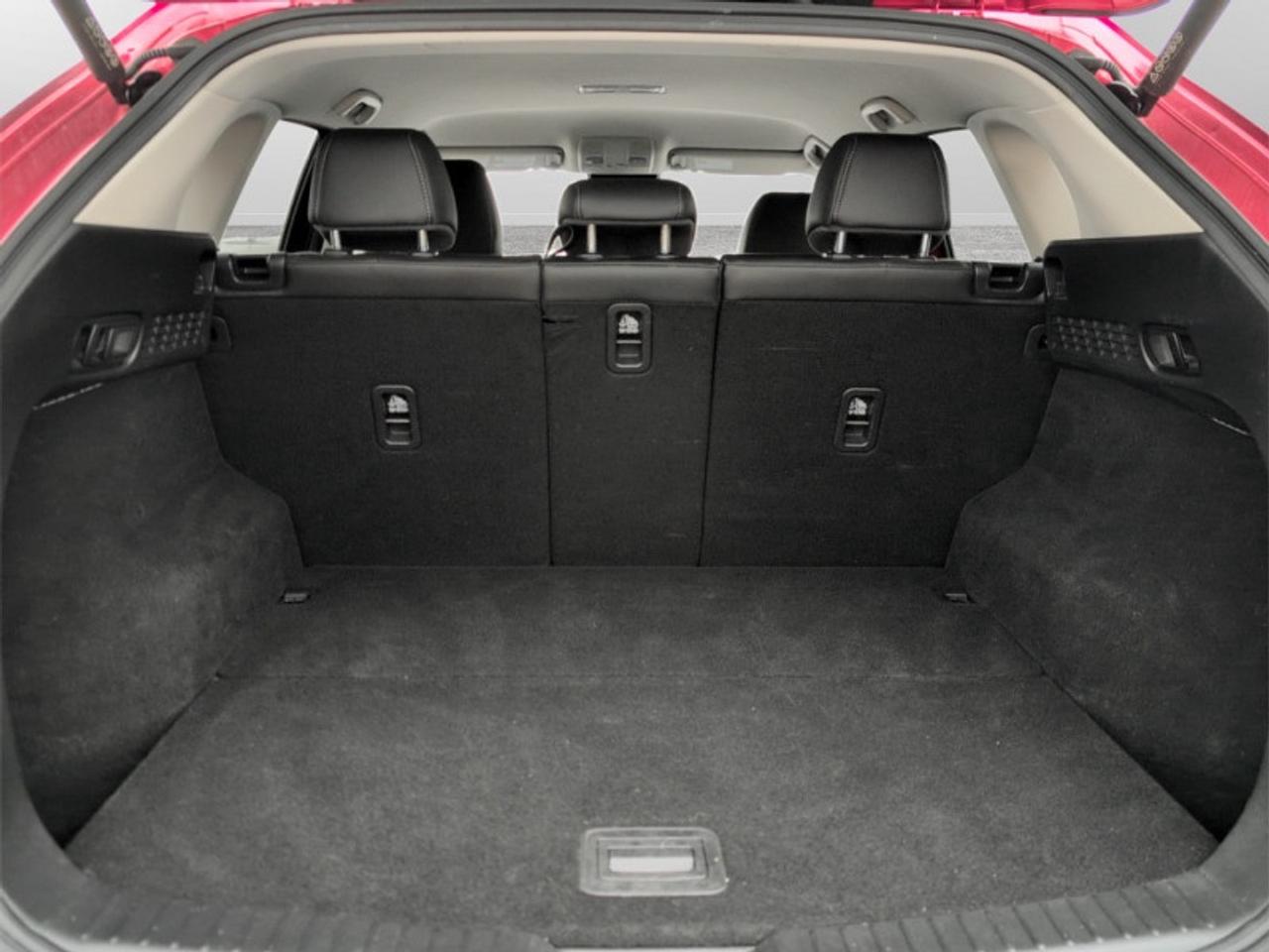 2025 Mazda CX-5 GS  **LEATHER - POWER GATE** Photo