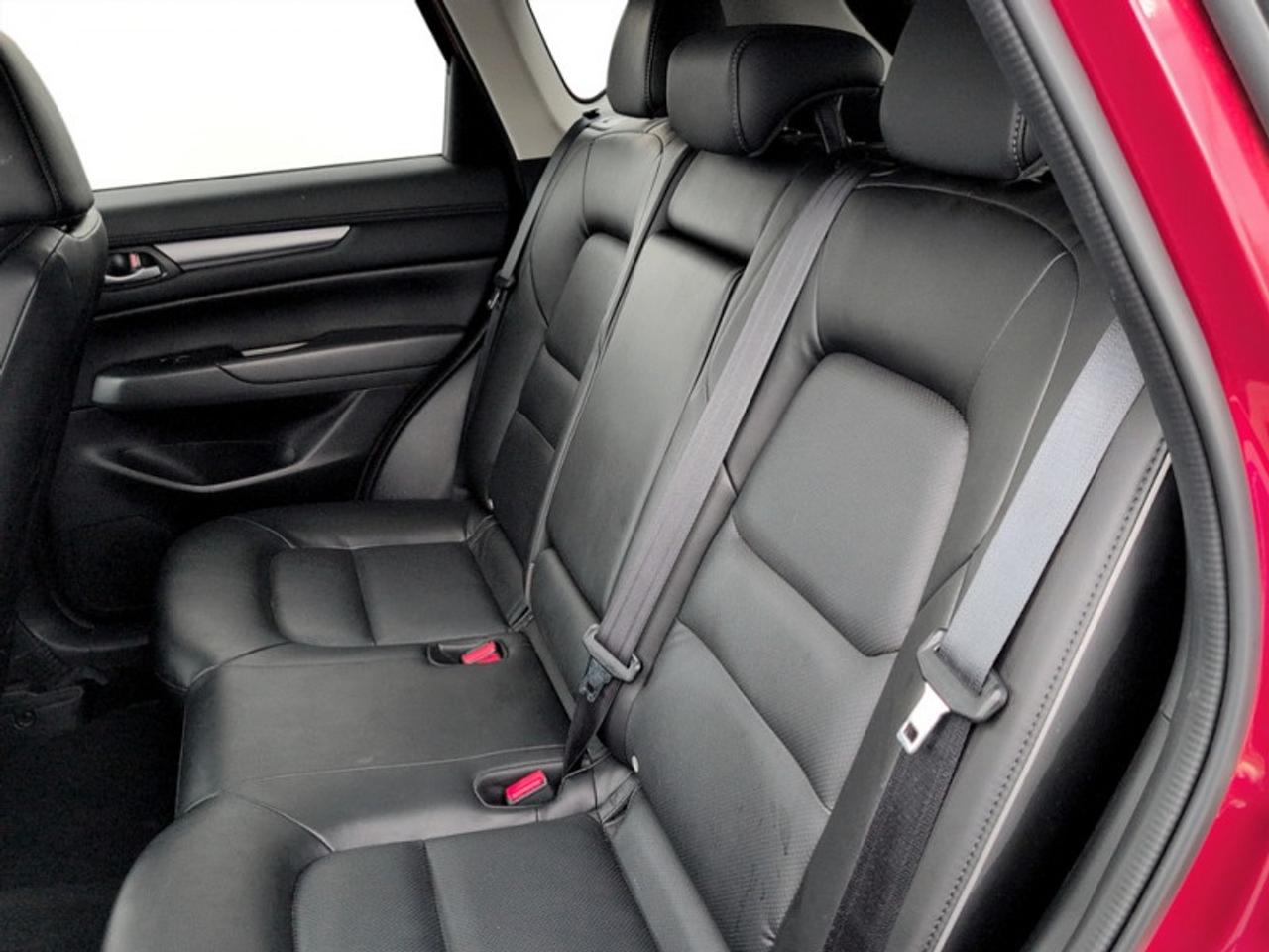 2025 Mazda CX-5 GS  **LEATHER - POWER GATE** Photo