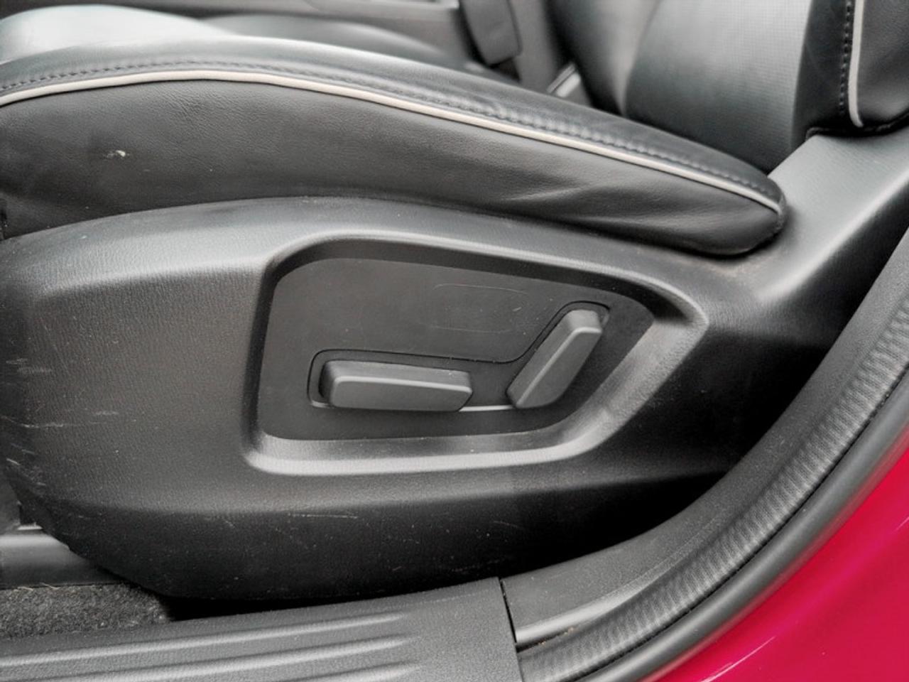 2025 Mazda CX-5 GS  **LEATHER - POWER GATE** Photo