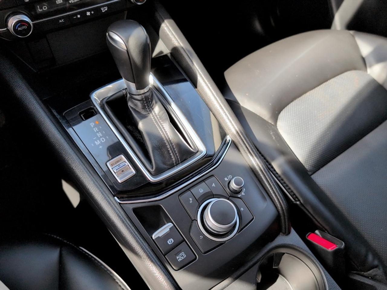 2025 Mazda CX-5 GS  **LEATHER - POWER GATE** Photo