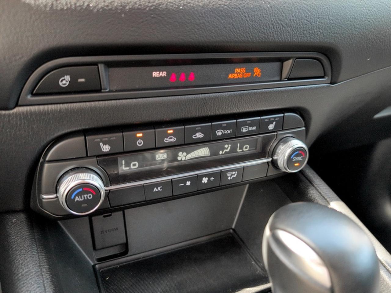 2025 Mazda CX-5 GS  **LEATHER - POWER GATE** Photo