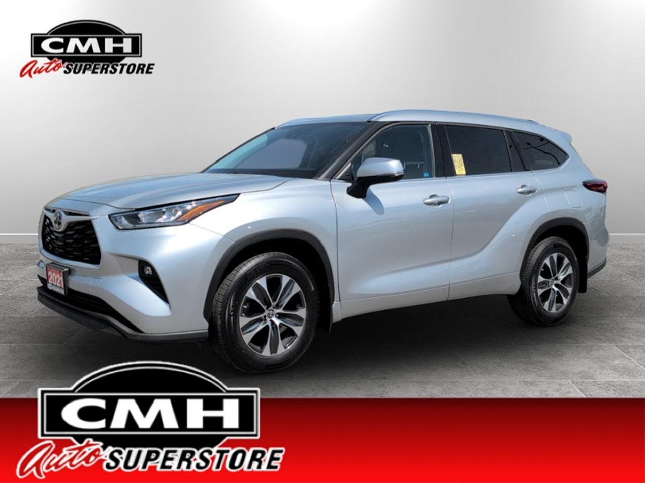 2021 Toyota Highlander XLE  **LOW KMS - CLEAN CARFAX** Photo