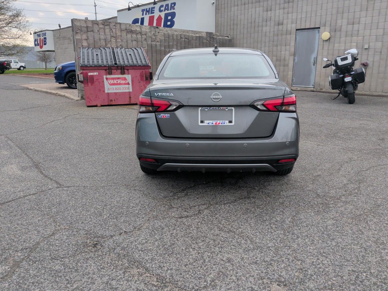 2025 Nissan Versa SV