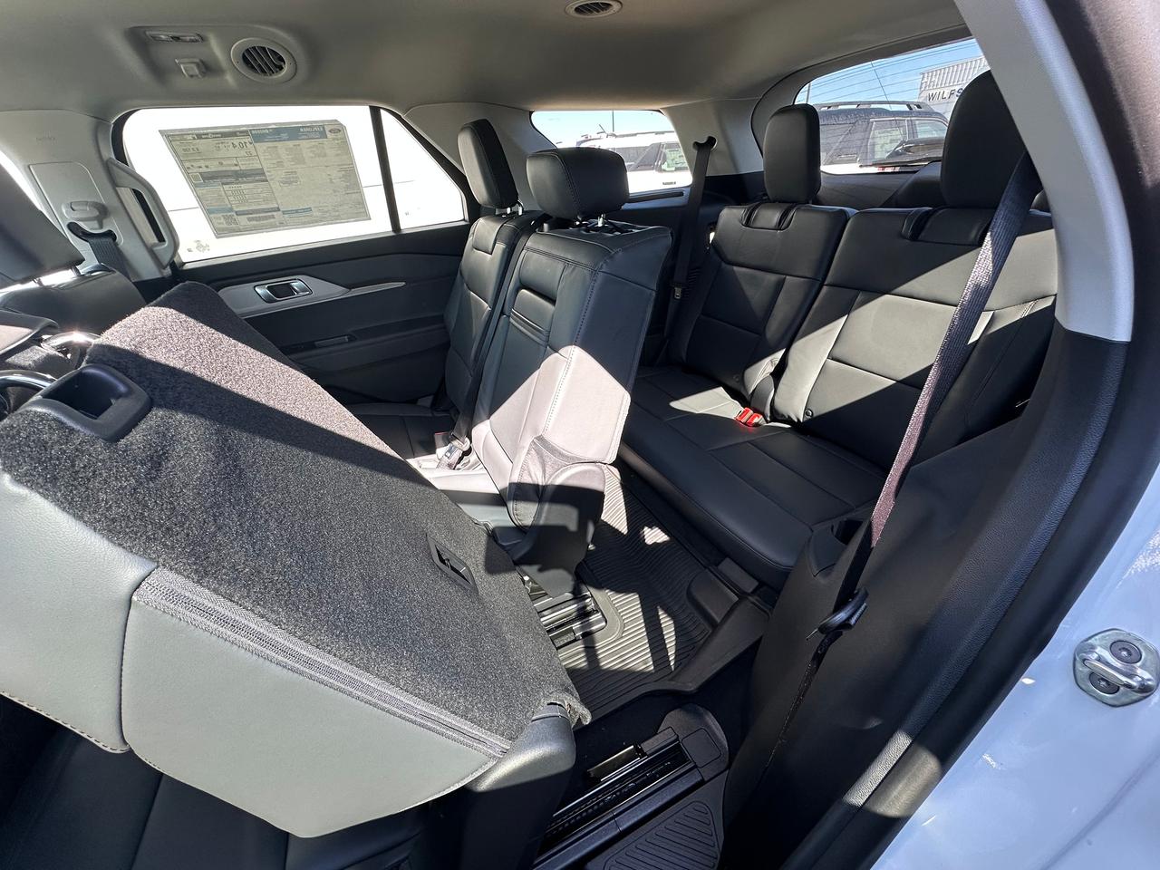2026 Ford Explorer ACTIVE W/200A PKG 4WD 200A Photo5