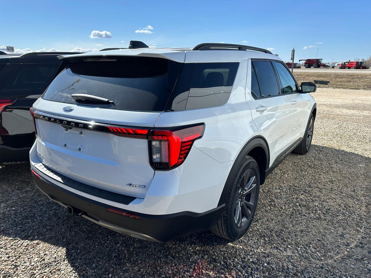 2026 Ford Explorer ACTIVE W/200A PKG 4WD 200A Photo3