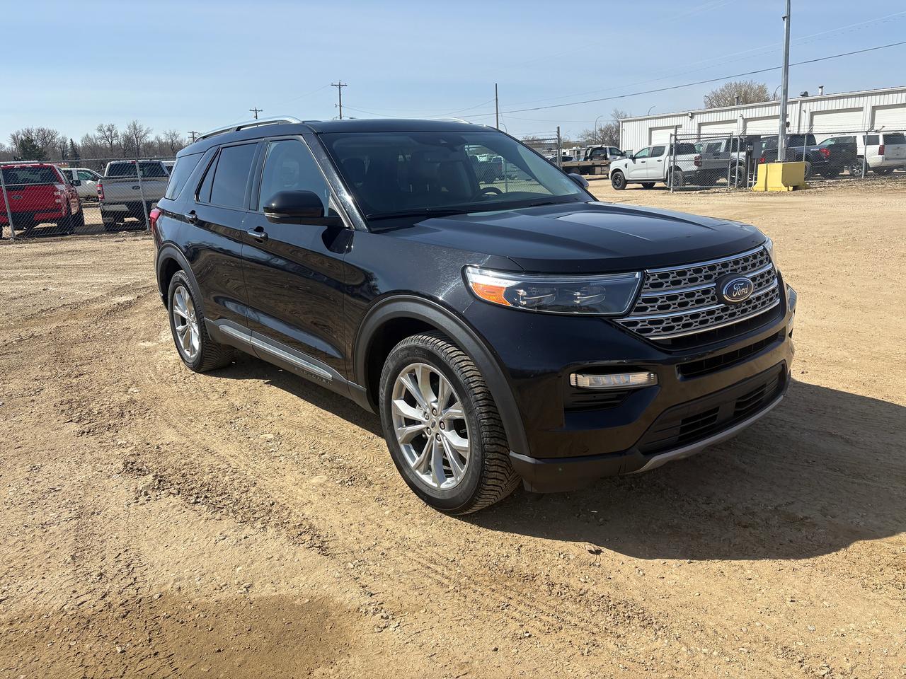 2022 Ford Explorer LIMITED Photo2