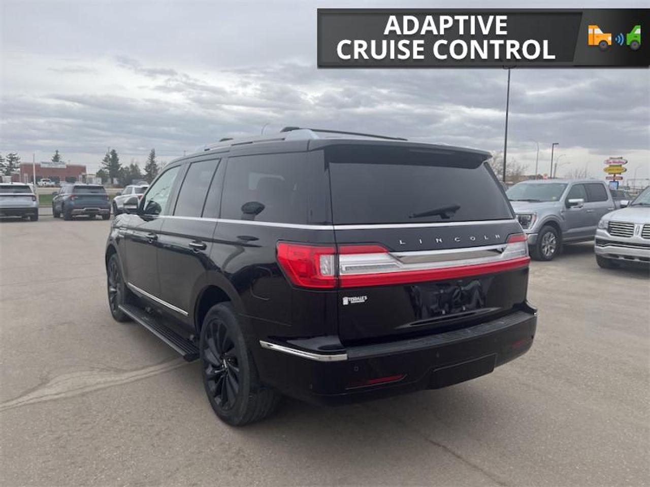 2021 Lincoln Navigator Reserve  - Navigation -  Sunroof Photo5