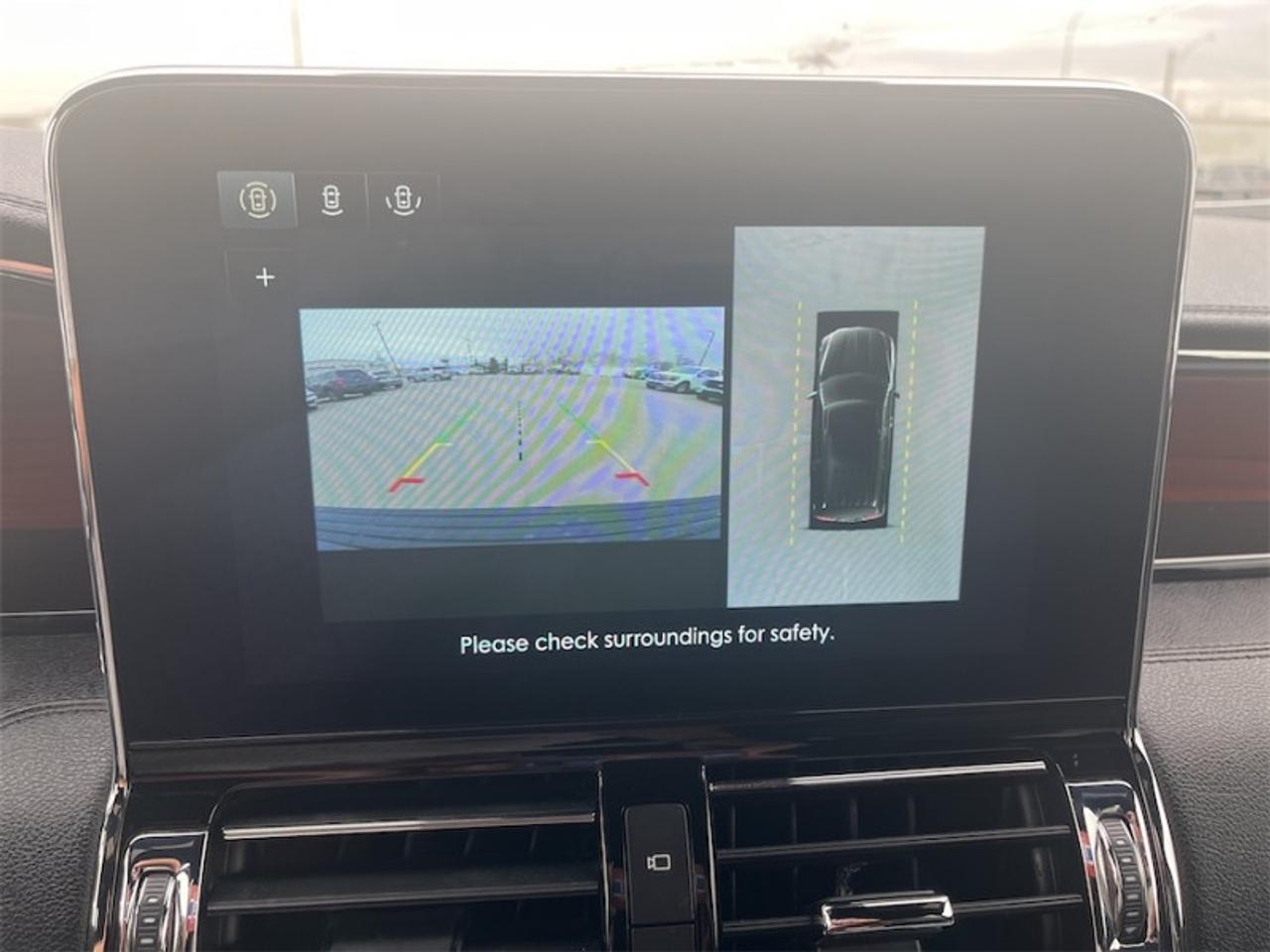 2021 Lincoln Navigator NAVIGATOR   - Navigation Photo5