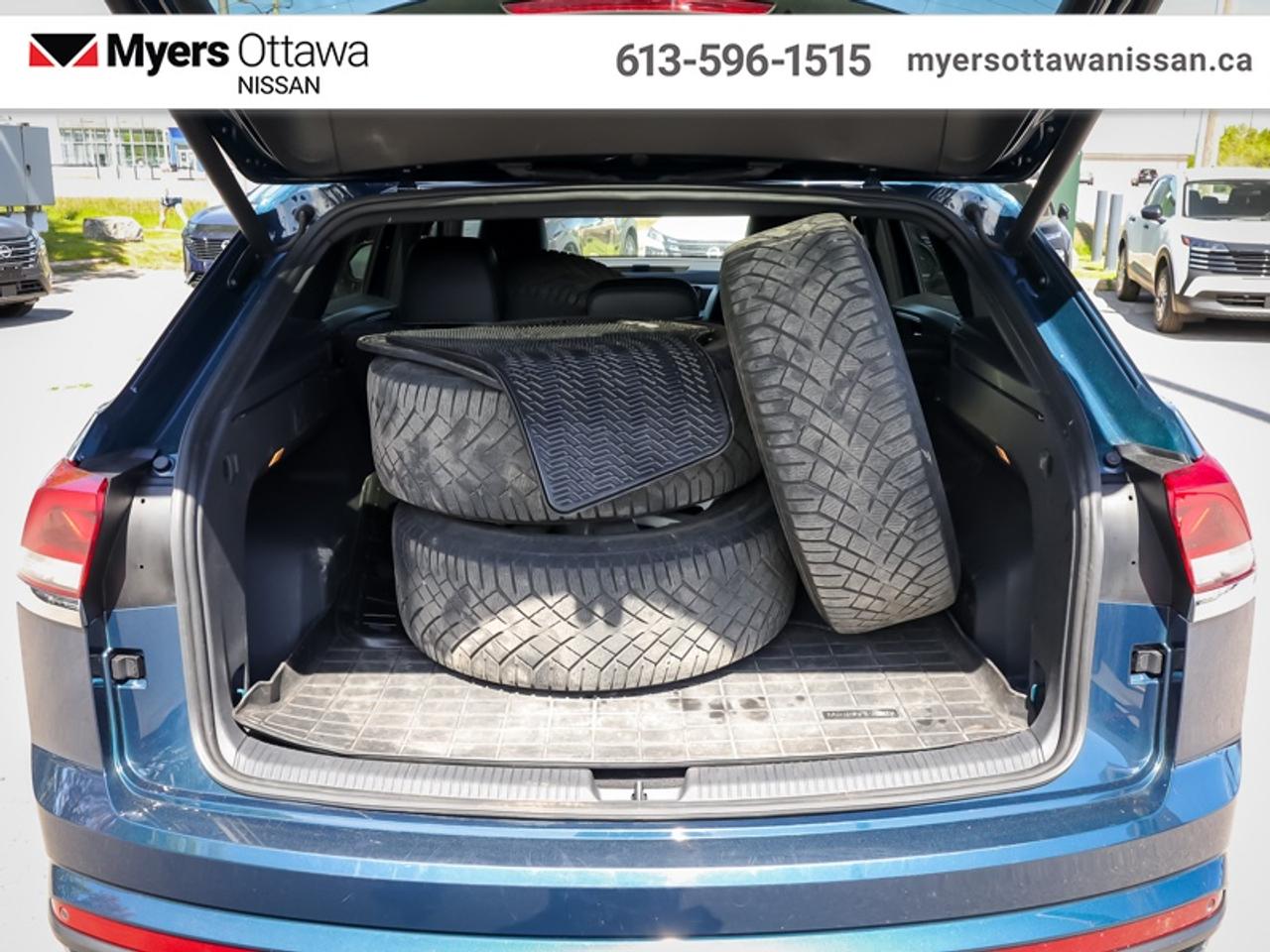 2020 Volkswagen Atlas Cross Sport Comfortline 2.0 TSI 4MOTION Photo