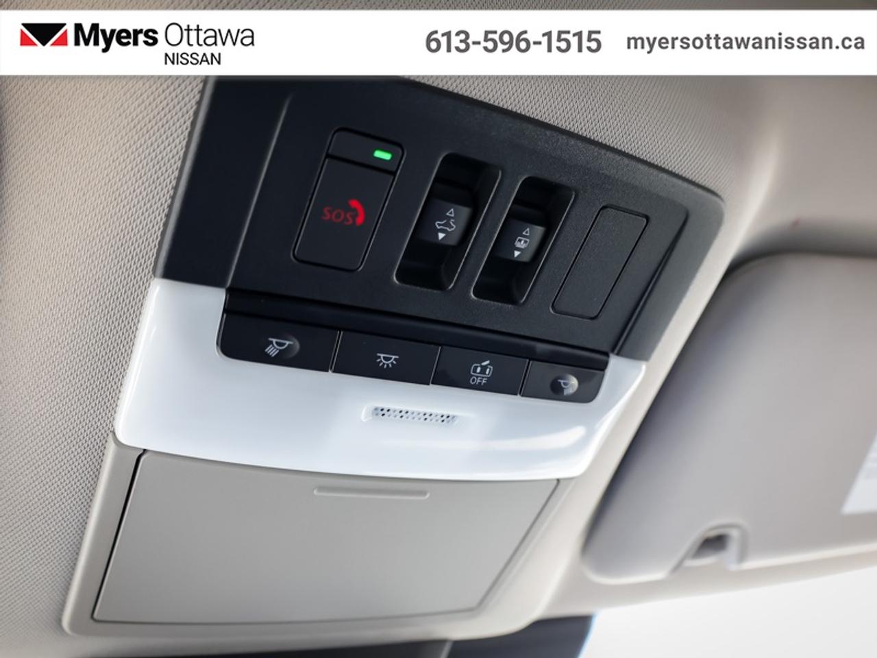 2023 Nissan Pathfinder SL  - Sunroof -  Navigation Photo