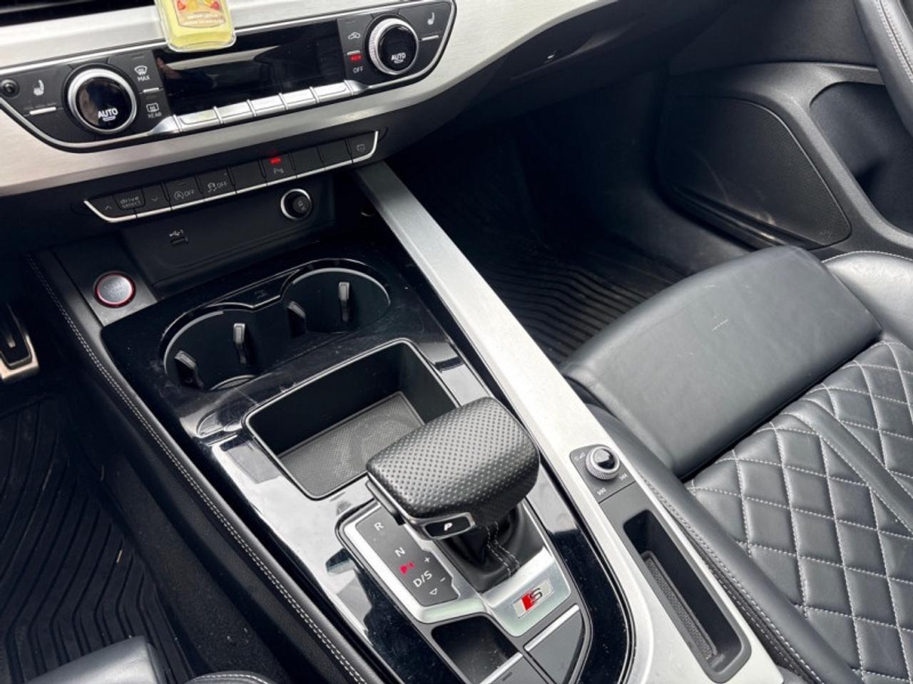 2022 Audi S5 Sportback Progressiv 3.0 TFSI quattro  SNOW TIRES INCLUDED! Photo