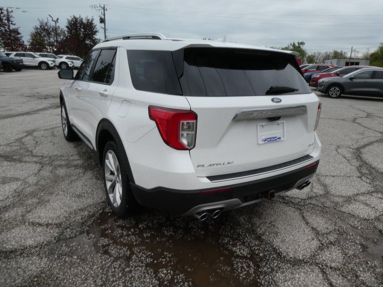 2022 Ford Explorer Platinum | Heated Seats | Backup Cam | Nav | Photo2