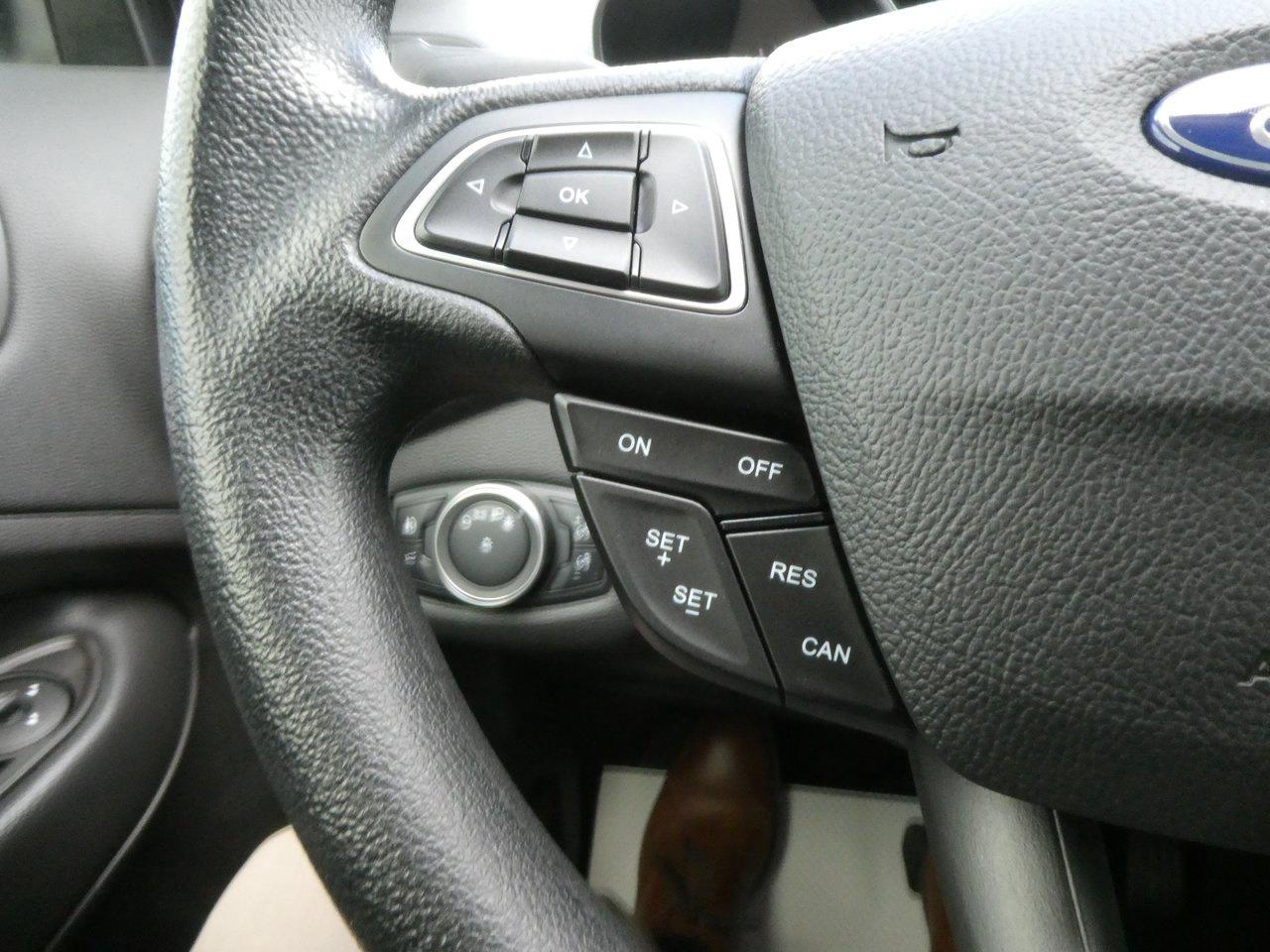2019 Ford Escape SE | Heated Seats | Backup Cam | Nav | Photo