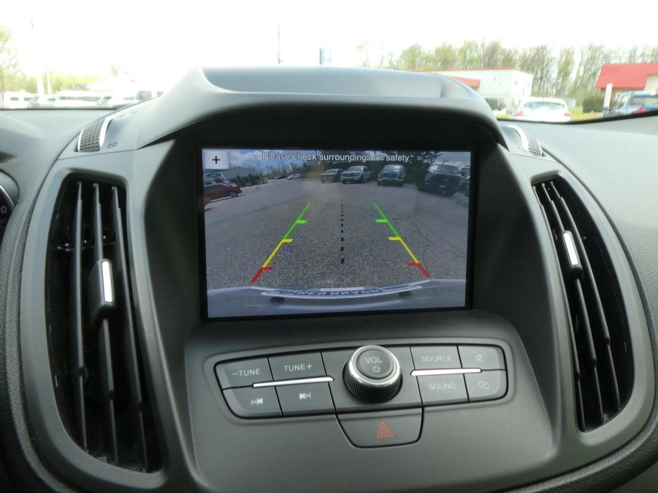 2019 Ford Escape SE | Heated Seats | Backup Cam | Nav | Photo