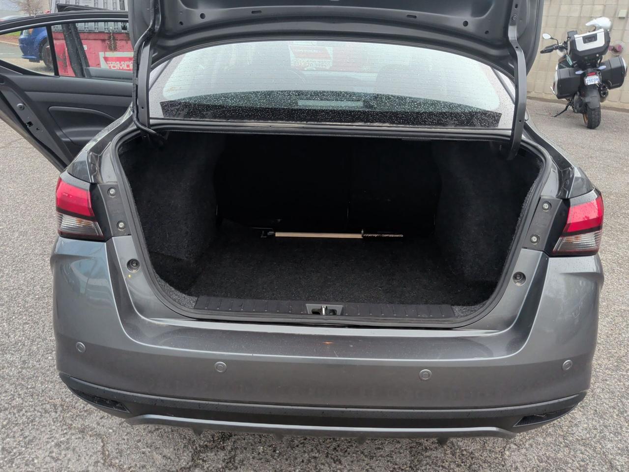 2025 Nissan Versa SV Photo