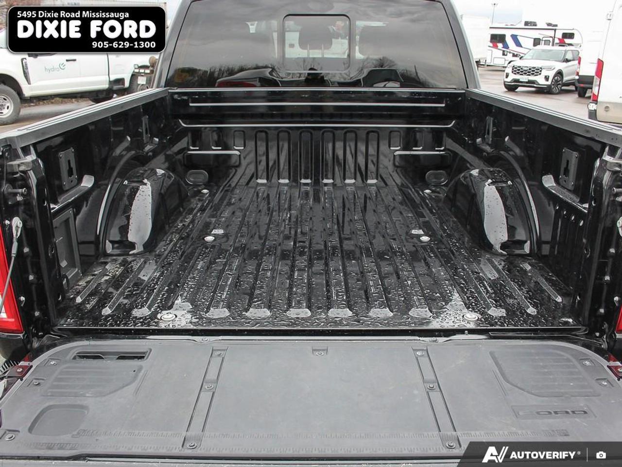 2023 Ford F-150 Lariat Photo