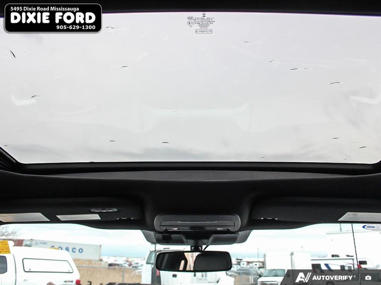 2023 Ford F-150 Lariat Photo