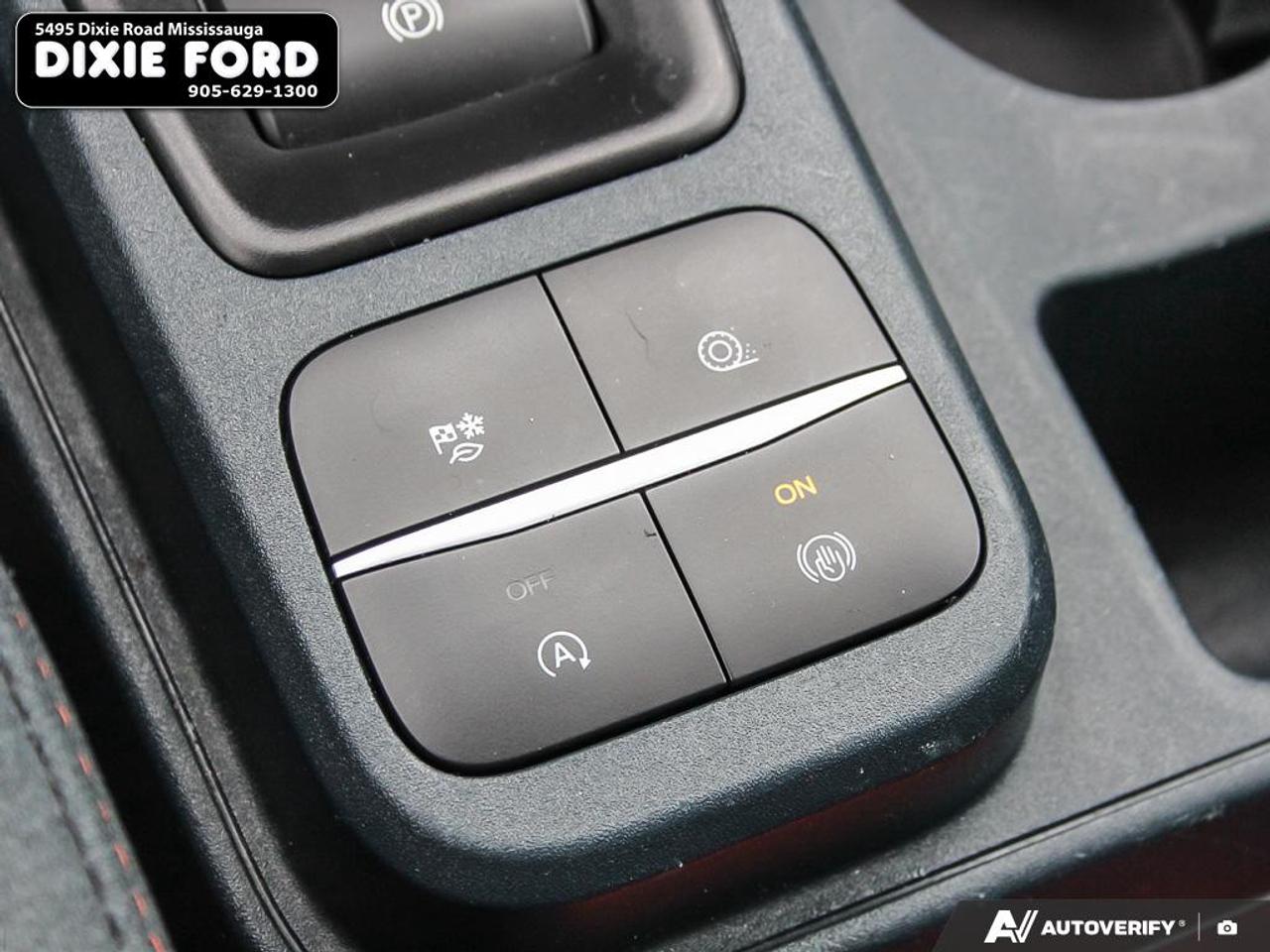 2023 Ford Maverick XLT Photo