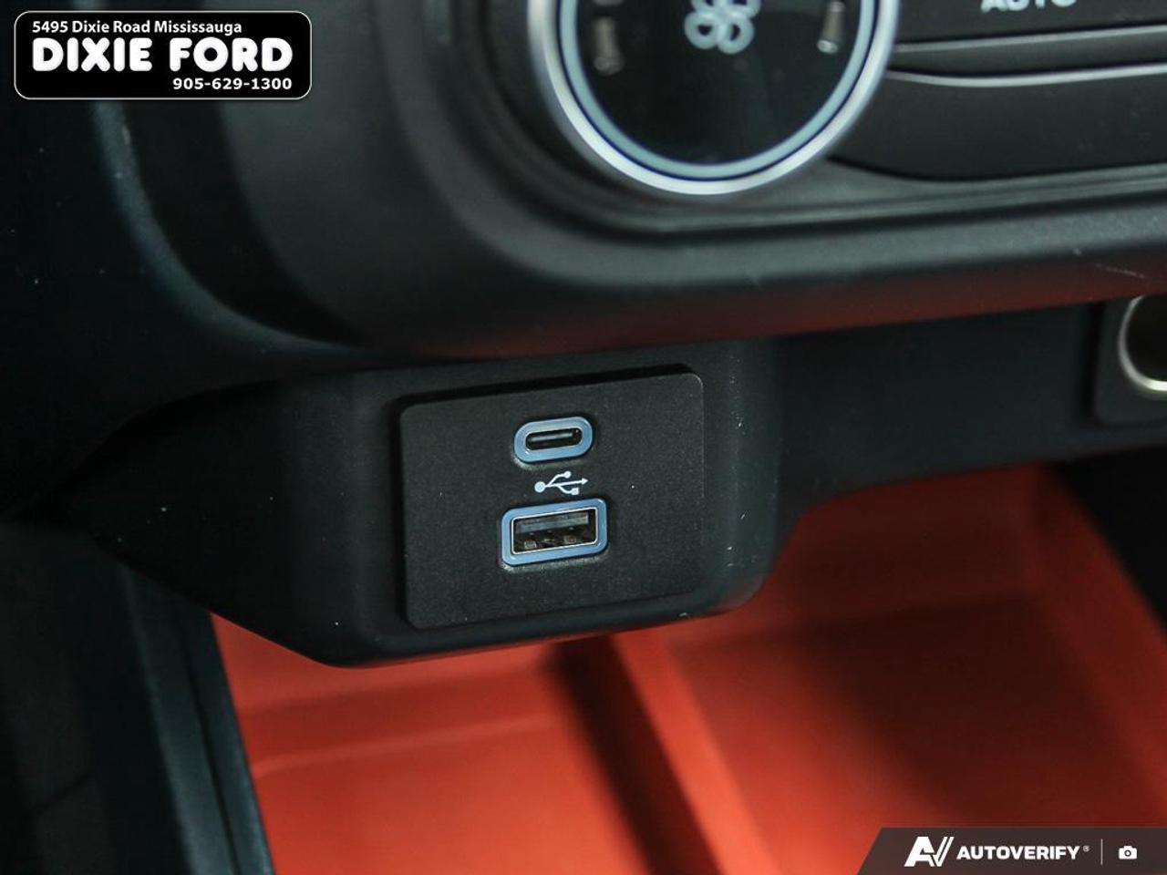 2023 Ford Maverick XLT Photo