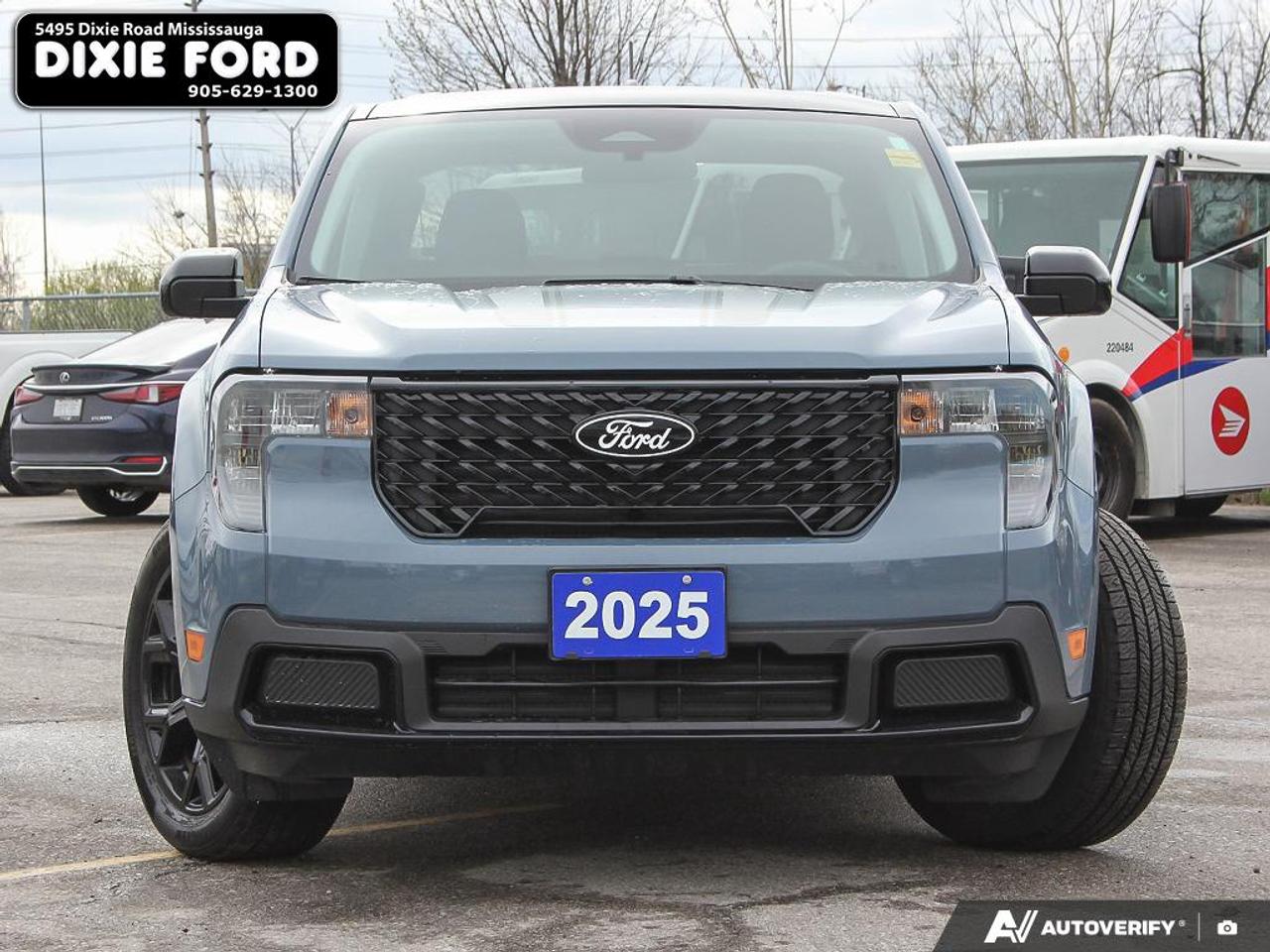 2025 Ford Maverick XLT Photo