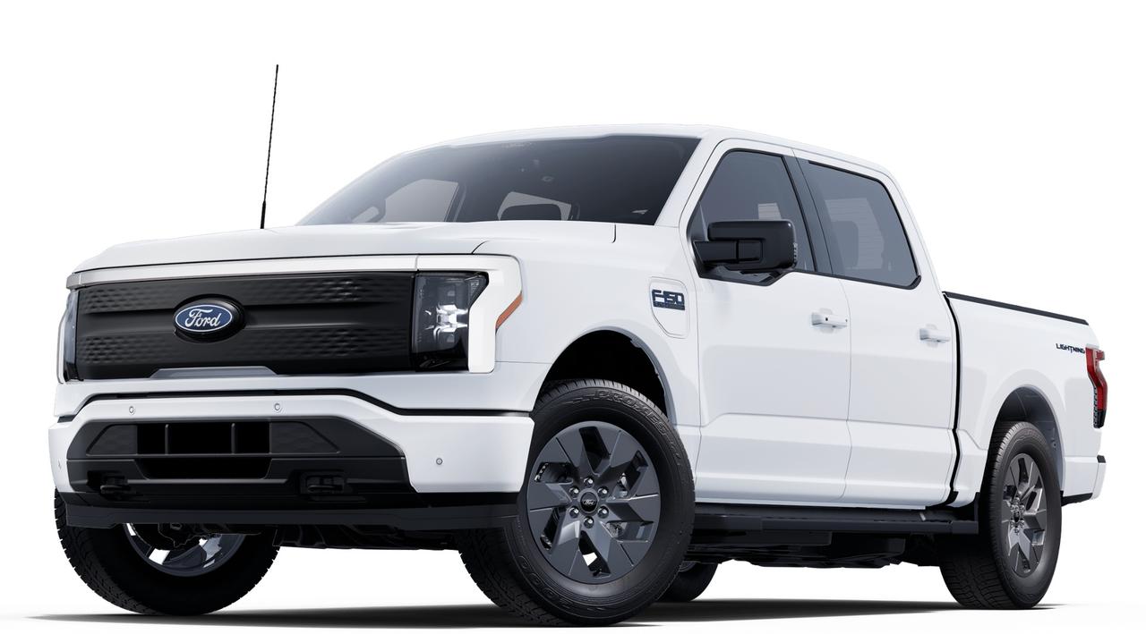 2025 Ford F-150 Lightning Flash Photo