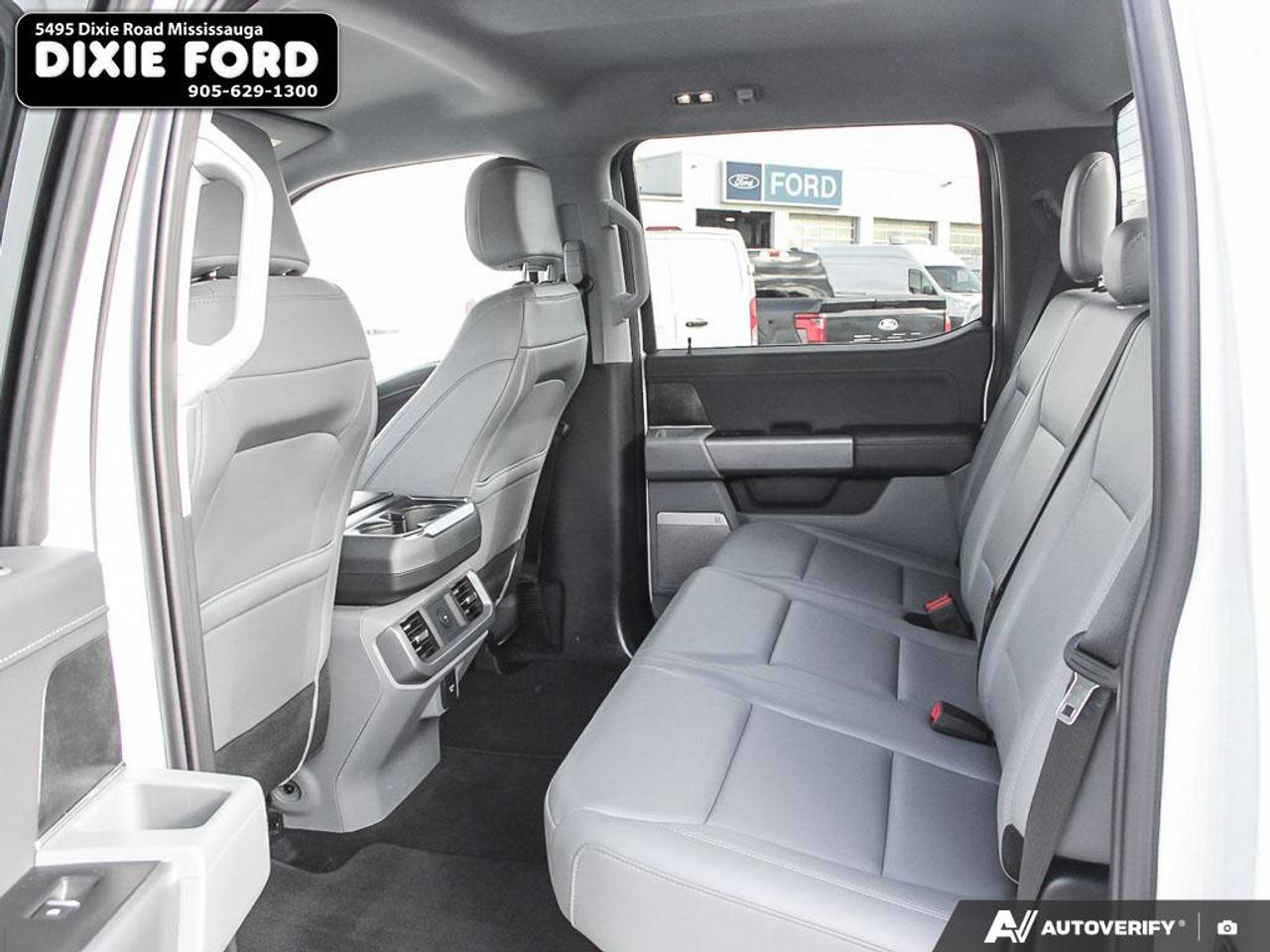 2025 Ford F-150 Lightning Flash Photo