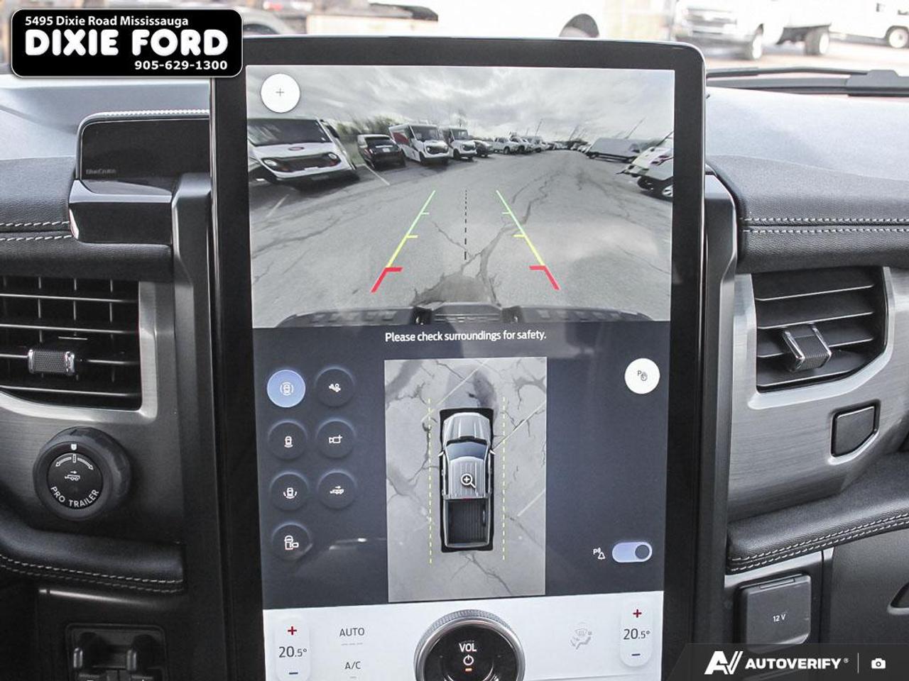 2025 Ford F-150 Lightning Flash Photo