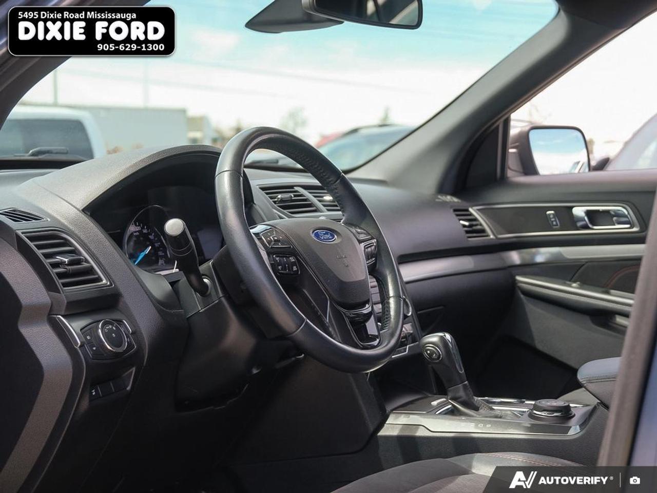 2019 Ford Explorer XLT Photo