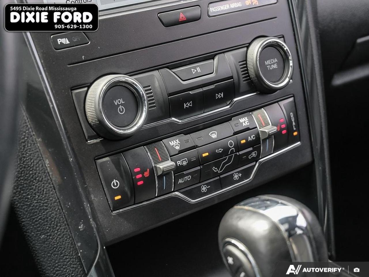 2019 Ford Explorer XLT Photo