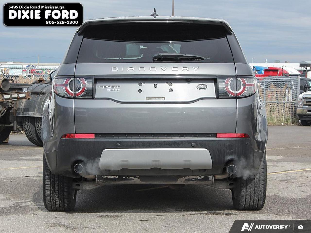 2016 Land Rover Discovery Sport HSE Photo
