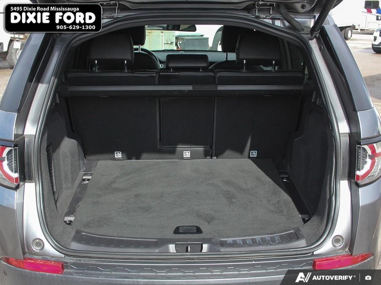 2016 Land Rover Discovery Sport HSE Photo