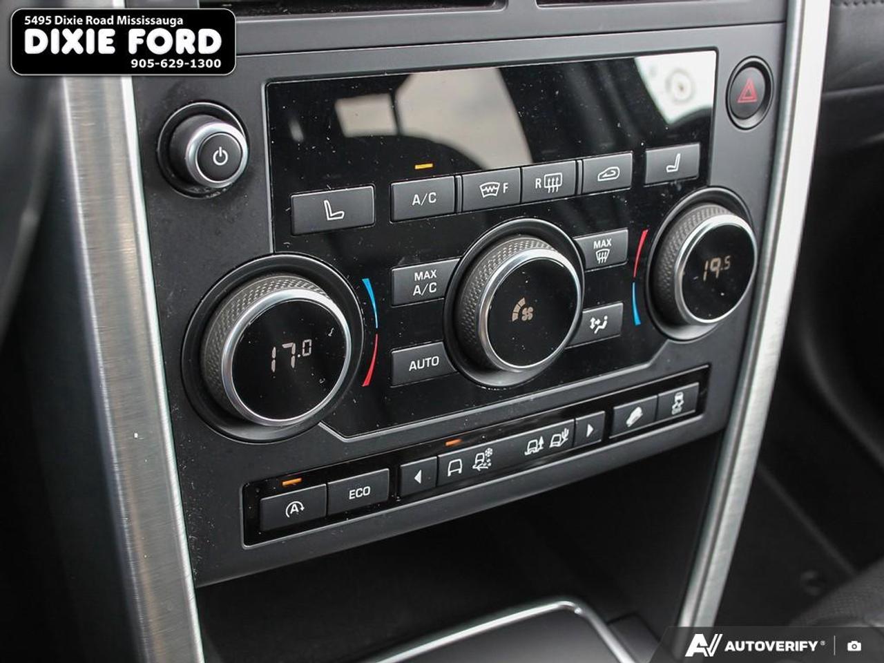 2016 Land Rover Discovery Sport HSE Photo