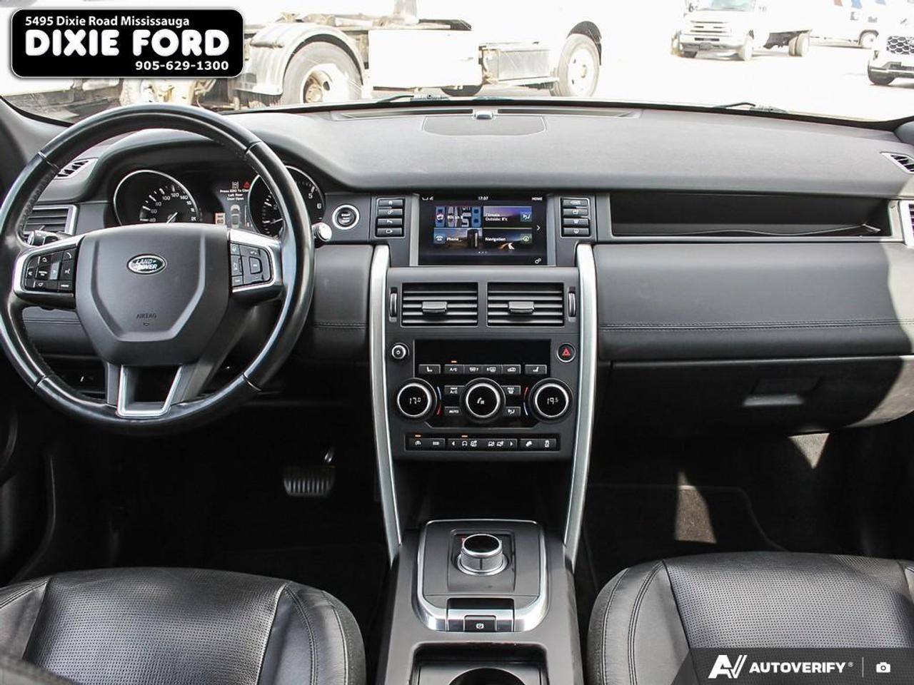 2016 Land Rover Discovery Sport HSE Photo