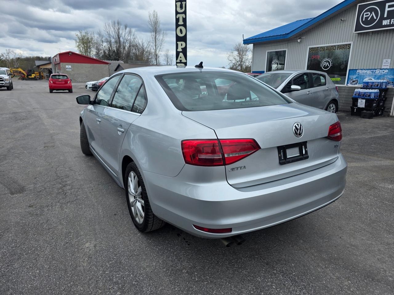 2015 Volkswagen Jetta TDI Photo