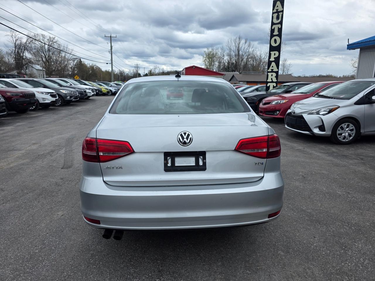 2015 Volkswagen Jetta TDI Photo