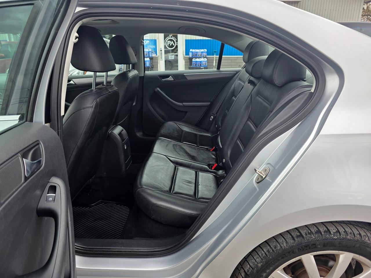 2015 Volkswagen Jetta TDI Photo
