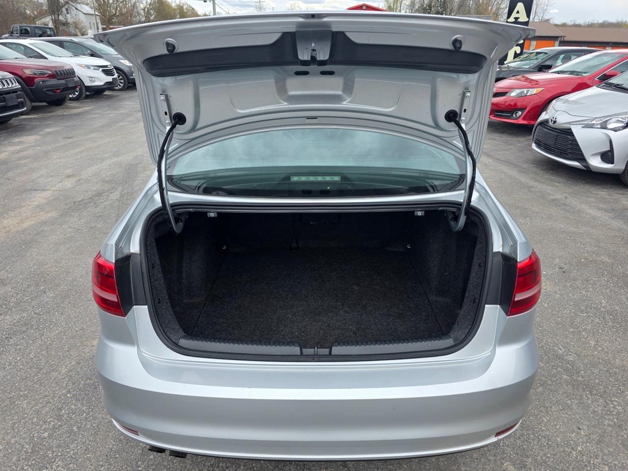 2015 Volkswagen Jetta TDI Photo